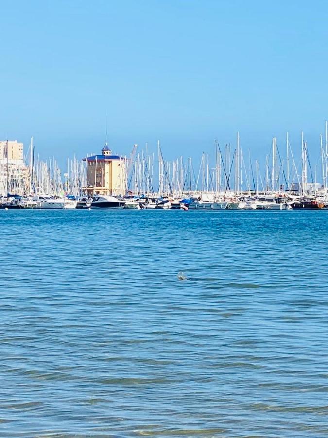 Апартаменты В 4 Мин От Пляжа Torrevieja Buitenkant foto